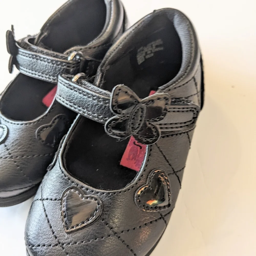 Baby Girls Stylish Black Dress Shoes with Shiny Heart and Bow Design